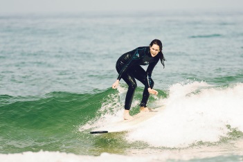 Surfen in Portugal im SaltyWay Surfcamp