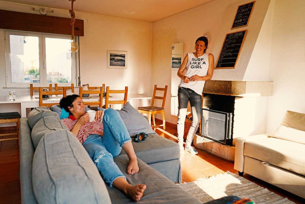 Relaxen im gemütlichen Surfcamp in Portugal