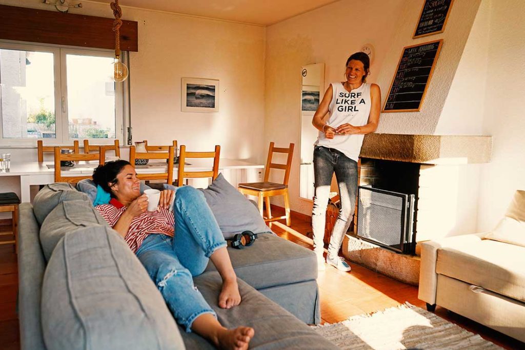 Relaxen im gemütlichen Surfcamp in Portugal