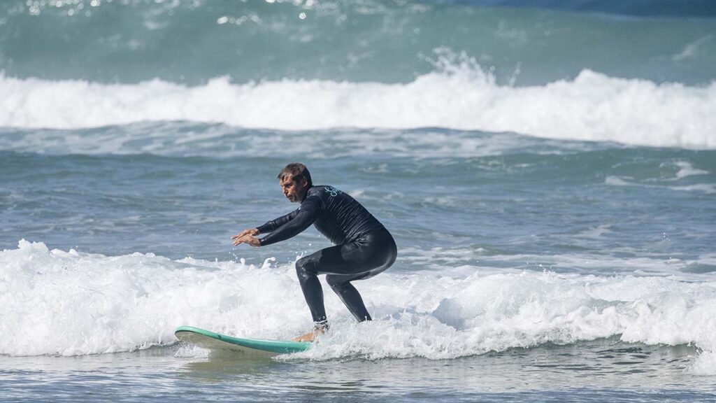 Paket Surf Climb